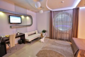 gallery-08